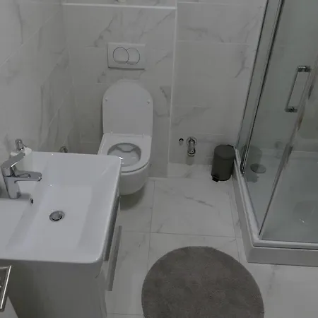 Seafront Ana Apartman *